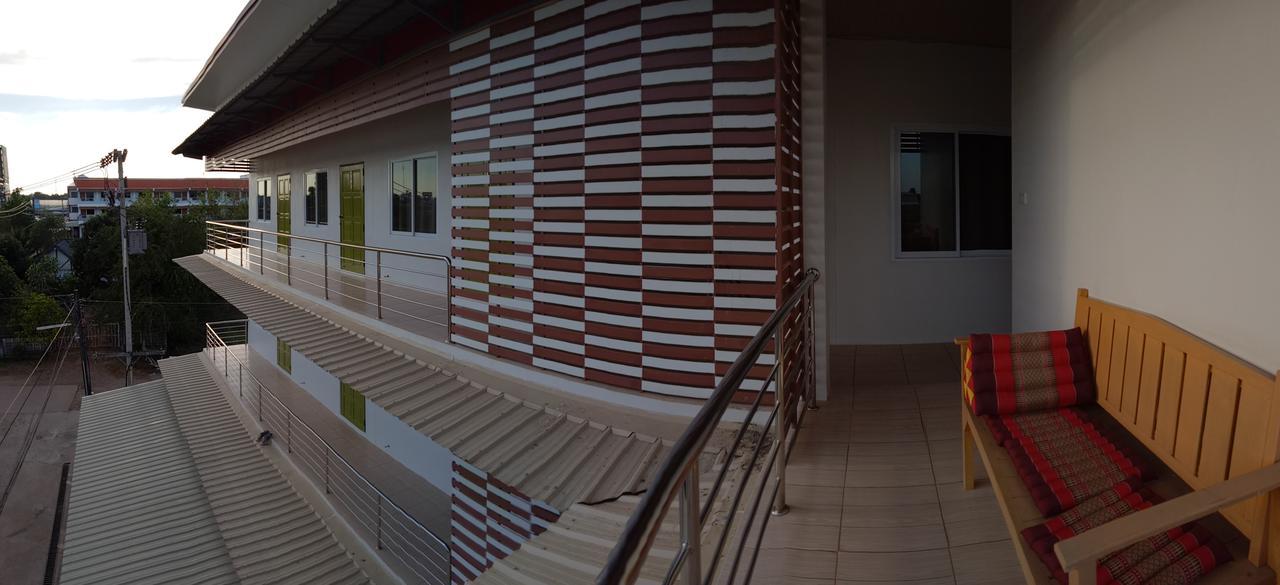 Greenhouse Apartment นครพนม ภายนอก รูปภาพ