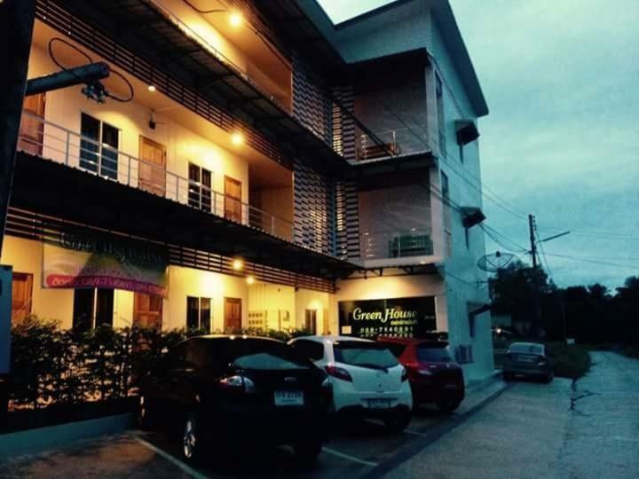 Greenhouse Apartment นครพนม ภายนอก รูปภาพ